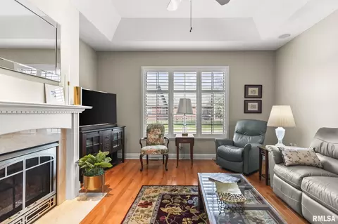 Living - 2403 Interlacken Rd, Springfield, IL 62704 photo 3 of 4