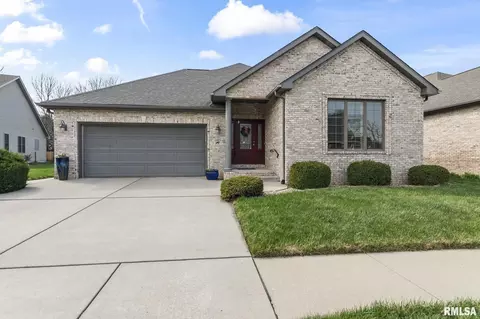 Exterior - 2403 Interlacken Rd, Springfield, IL 62704 photo 2 of 6