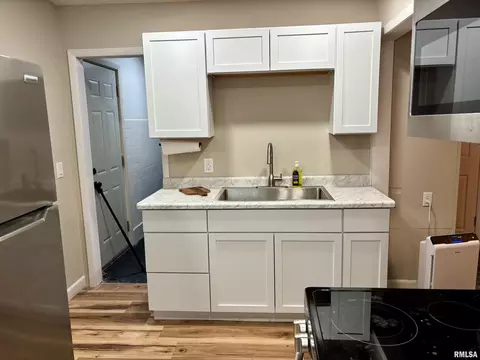 Kitchen - 1702 N 20th St, Springfield, IL 62702 photo 2 of 3