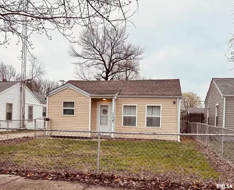 1702 N 20th St, Springfield, IL 62702
