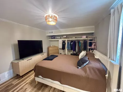 Bedroom - 1702 N 20th St, Springfield, IL 62702 photo 2 of 5