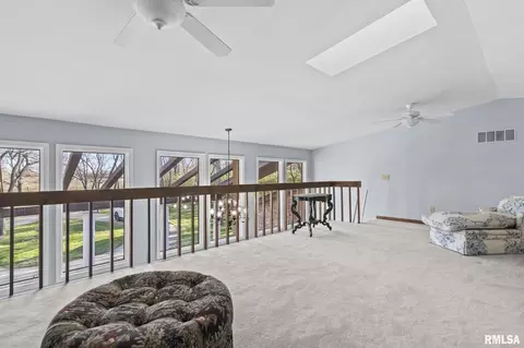 Entry Way - 2421 E Lake Shore Dr, Springfield, IL 62712 photo 5 of 5