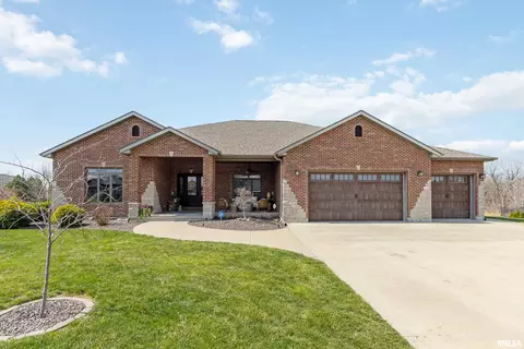 4311 Bryant Dr, Quincy, IL 62305