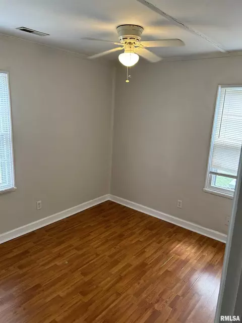 Bedroom - 10 Reed Ct, Springfield, IL 62704 photo 4 of 4