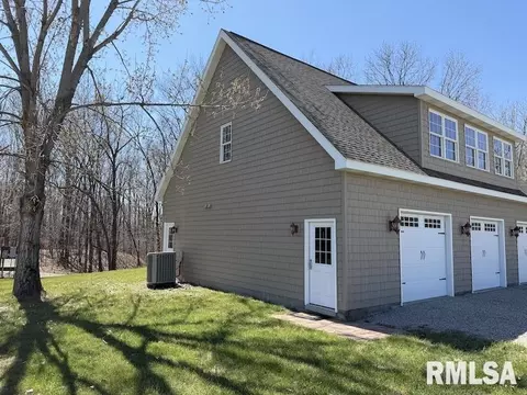 Exterior - 19003 N Hammer Rd, Marshall, IL 62441 photo 3 of 7