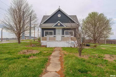 988 W Forsyth Rd, Decatur, IL 62526