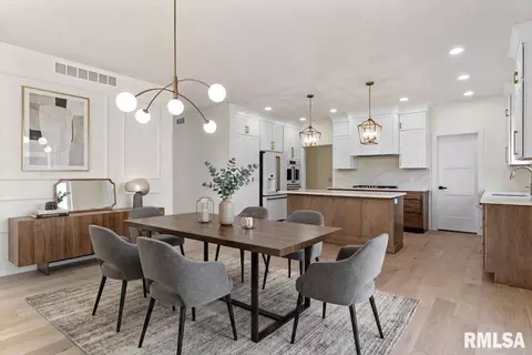 Dining - 3315 Sudduth Rd, Sherman, IL 62684 photo 1 of 1