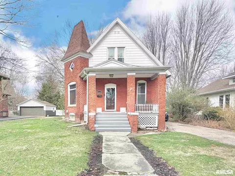 1416 N Kellogg St, Galesburg, IL 61401