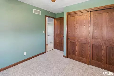 Bedroom - 35 Shady Ln, Avon, IL 61415 photo 2 of 6