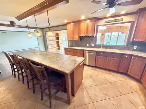 Kitchen - 35 Shady Ln, Avon, IL 61415 photo 3 of 6