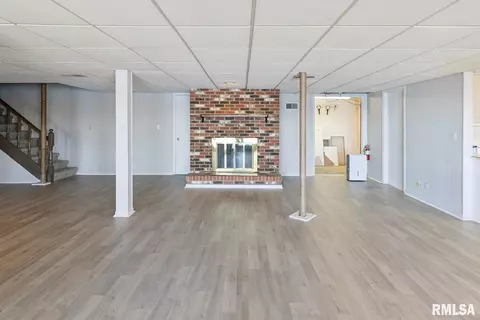 Living - 35 Shady Ln, Avon, IL 61415 photo 7 of 7