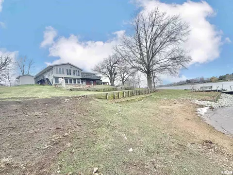 Exterior - 35 Shady Ln, Avon, IL 61415 photo 5 of 14