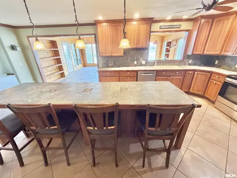 Kitchen - 35 Shady Ln, Avon, IL 61415 photo 4 of 6