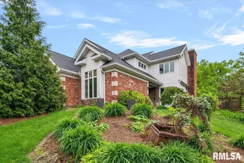 Exterior - 200 S Koke Mill Rd, Springfield, IL 62704 photo 2 of 12