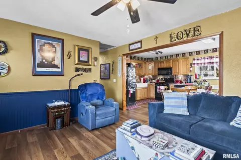 Other - 2409 Sutherland Rd, Springfield, IL 62702 photo 3 of 11