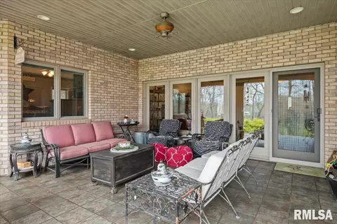 Exterior - 6201 Westminster Ct, Springfield, IL 62711 photo 25 of 29