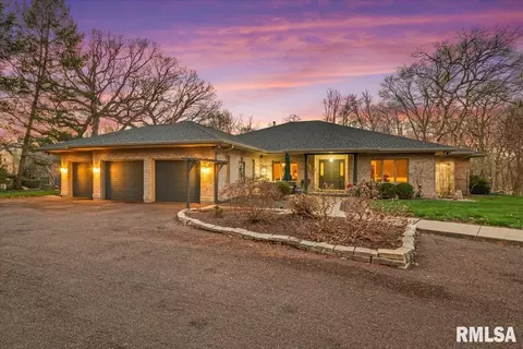 6201 Westminster Ct, Springfield, IL 62711