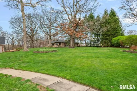 Exterior - 6201 Westminster Ct, Springfield, IL 62711 photo 11 of 29