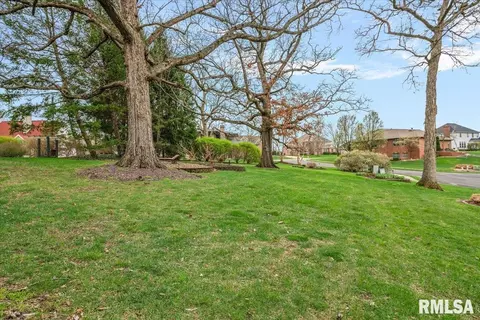 Exterior - 6201 Westminster Ct, Springfield, IL 62711 photo 13 of 29