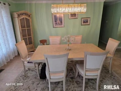Dining - 3308 Rawlings Dr, Springfield, IL 62704 photo 2 of 2