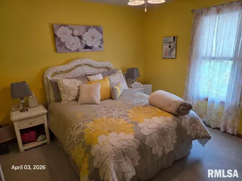 Bedroom - 3308 Rawlings Dr, Springfield, IL 62704 photo 3 of 4