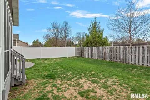 Exterior - 1508 Balfour Dr, Springfield, IL 62711 photo 3 of 3