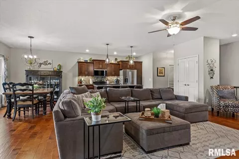 Other - 1508 Balfour Dr, Springfield, IL 62711 photo 4 of 17