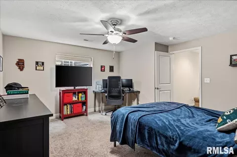 Bedroom - 1508 Balfour Dr, Springfield, IL 62711 photo 7 of 7