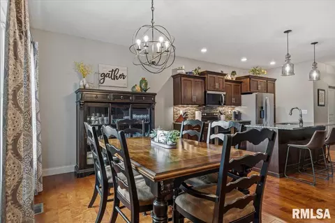 Dining - 1508 Balfour Dr, Springfield, IL 62711 photo 2 of 2