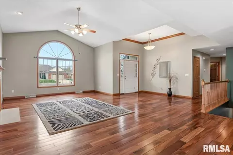 Living - 3708 Switchgrass Ct, Springfield, IL 62712 photo 3 of 5