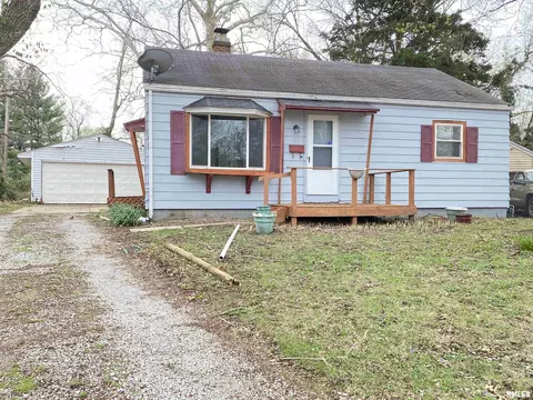 37 Belle Pl, Springfield, IL 62704