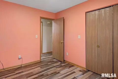 Bedroom - 1116 Bolin Ct, Springfield, IL 62703 photo 6 of 6