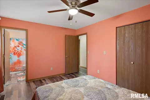 Bedroom - 1116 Bolin Ct, Springfield, IL 62703 photo 1 of 6