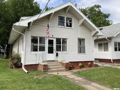751 Mulberry St, Galesburg, IL 61401
