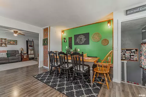 Dining - 115 Cobleigh St, Emden, IL 62635 photo 1 of 1