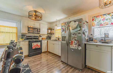 Kitchen - 115 Cobleigh St, Emden, IL 62635 photo 1 of 1