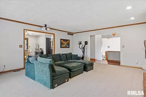2551 E Lake Shore Dr, Springfield, IL 62712 photo 15