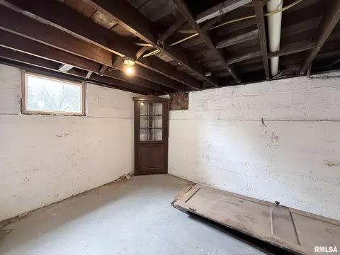 Other - 604 Walnut St, Abingdon, IL 61410 photo 12 of 16