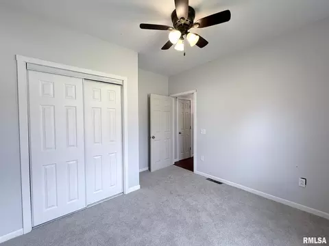 Bedroom - 604 Walnut St, Abingdon, IL 61410 photo 8 of 9