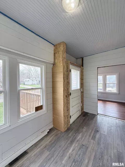 Other - 604 Walnut St, Abingdon, IL 61410 photo 2 of 16