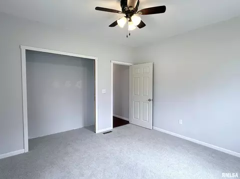 Bedroom - 604 Walnut St, Abingdon, IL 61410 photo 3 of 9