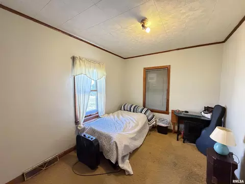 Bedroom - 209 Yates Ave, Springfield, IL 62702 photo 2 of 3