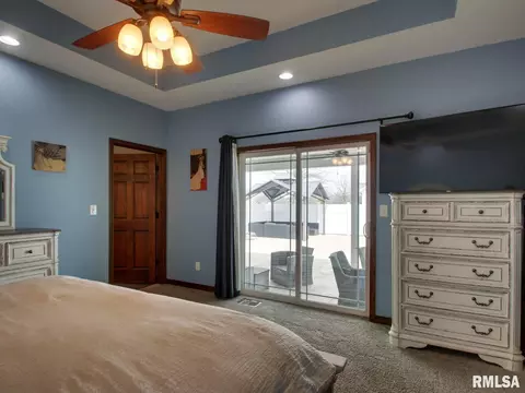 Bedroom - 1409 Pratt St, Barry, IL 62312 photo 2 of 9