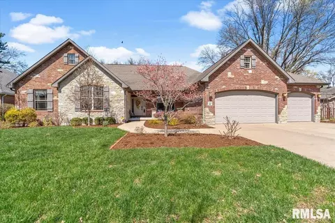 2211 Wydown Ave, Springfield, IL 62704