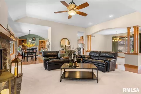 Other - 2211 Wydown Ave, Springfield, IL 62704 photo 5 of 16