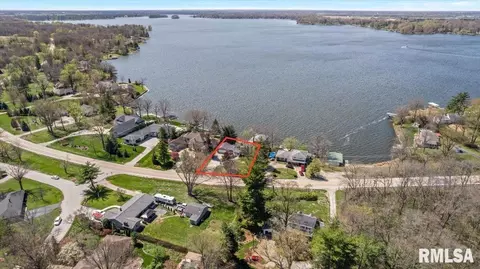 View/Area - 1401 E Lake Shore Dr, Springfield, IL 62712 photo 2 of 4