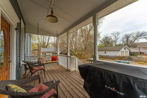 Exterior - 101 W 8th St, Delavan, IL 61734 photo 3 of 12