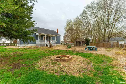 Exterior - 101 W 8th St, Delavan, IL 61734 photo 5 of 12