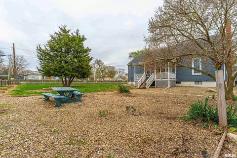 Exterior - 101 W 8th St, Delavan, IL 61734 photo 4 of 12