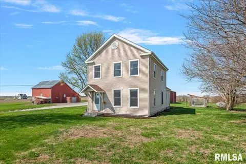35623 Davis Rd, Virden, IL 62690